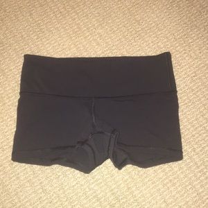Lululemon size 2 spandex shorts black